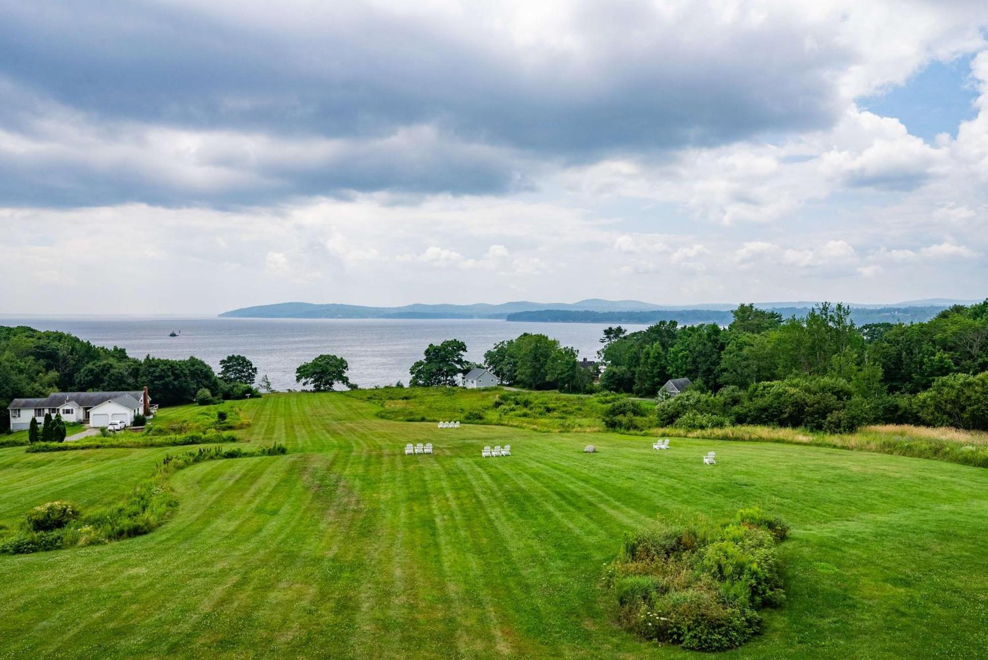 Fireside Inn, Ocean'S Edge Belfast Ngoại thất bức ảnh