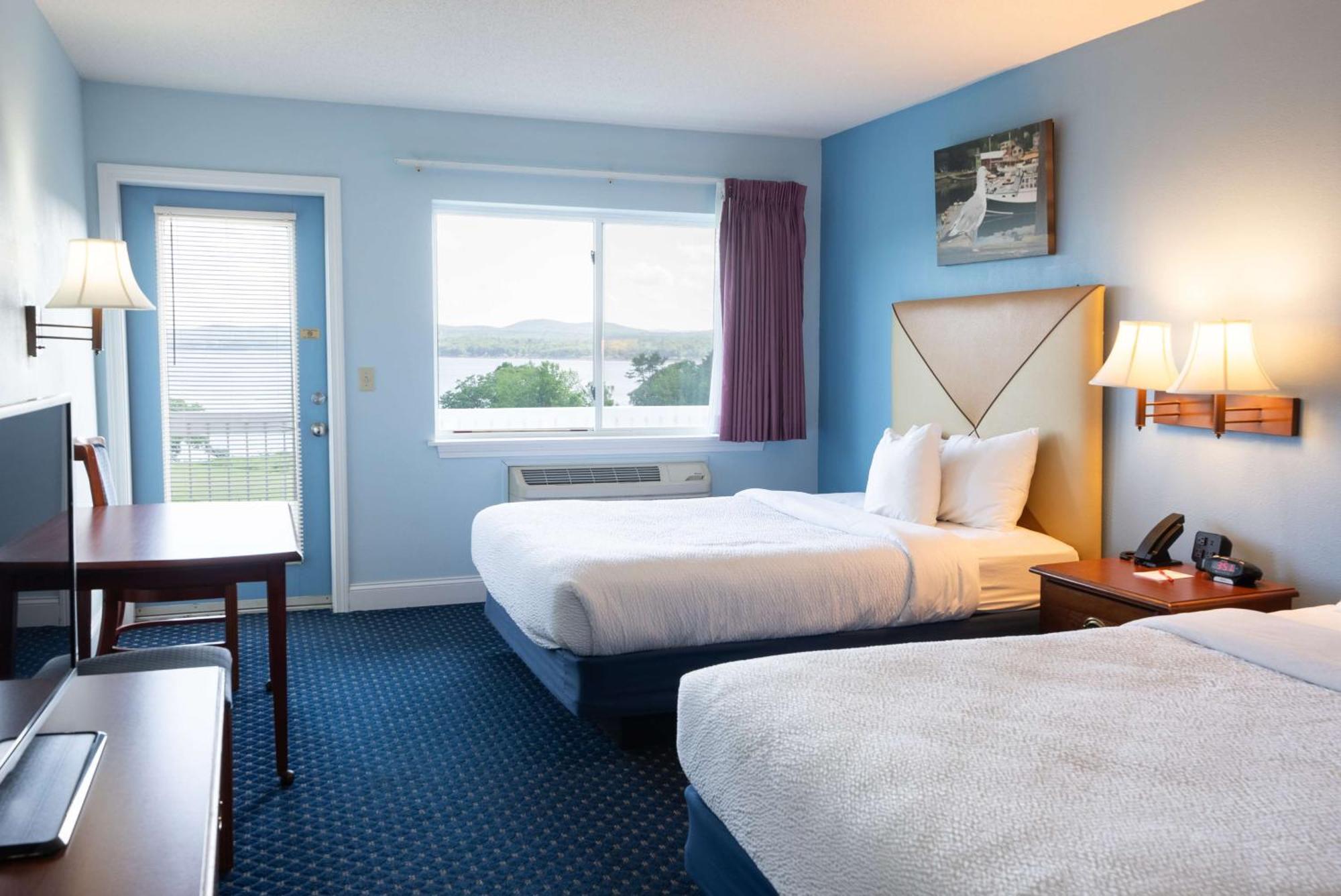 Fireside Inn, Ocean'S Edge Belfast Ngoại thất bức ảnh