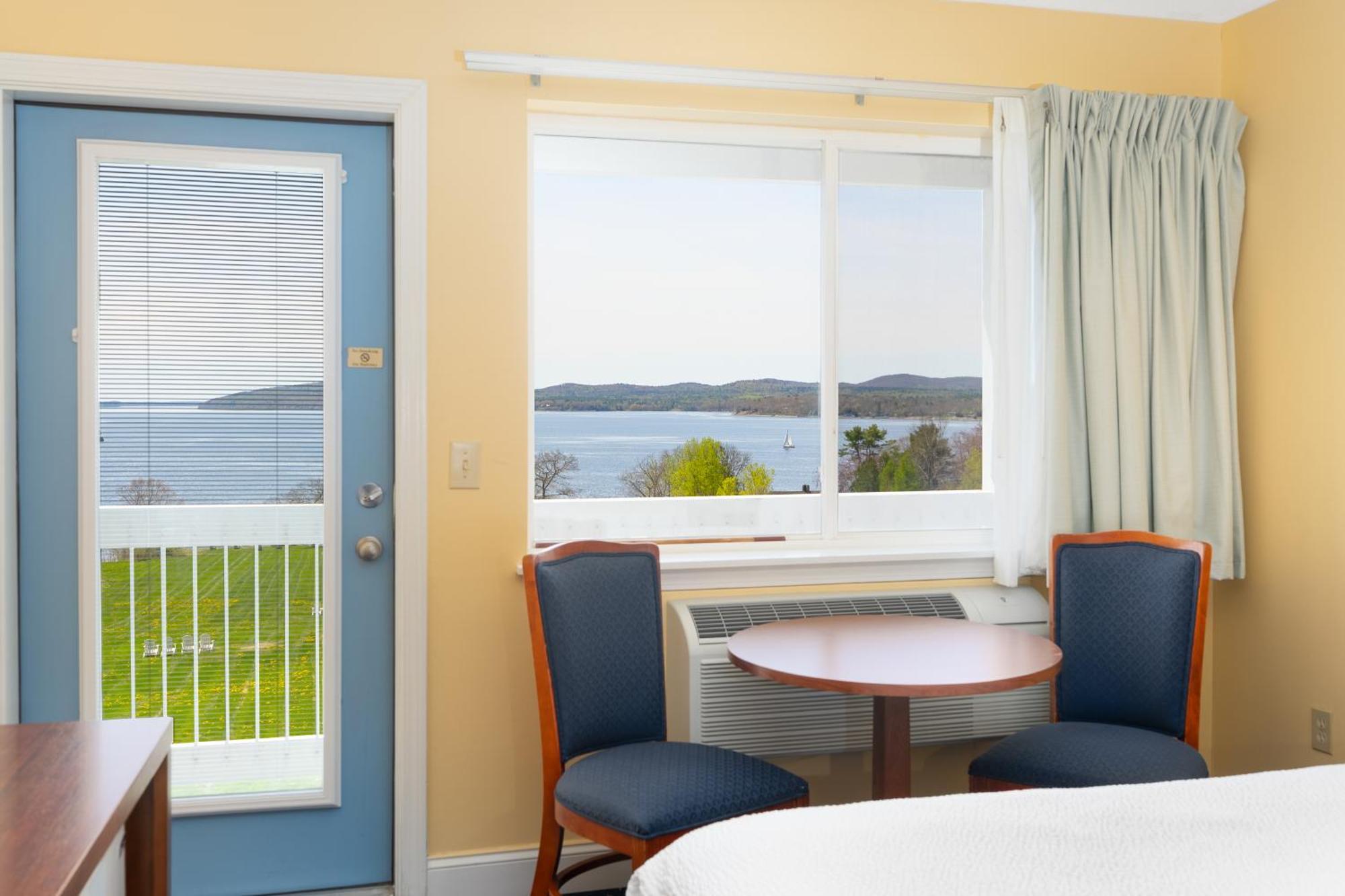 Fireside Inn, Ocean'S Edge Belfast Ngoại thất bức ảnh